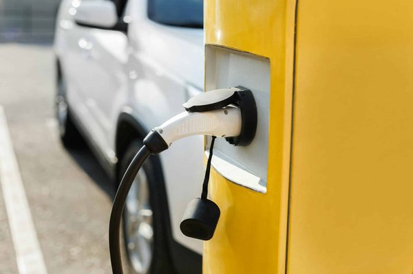 What are the key points in maintaining the hybrid components of a UK vehicle?